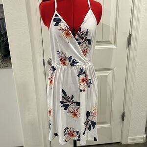 Styleworld Women’s Floral Print Sundress Size Medium NWT